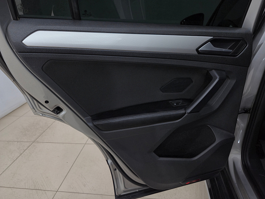 Volkswagen Tiguan Comfortline, 2019 года, пробег 133220 км