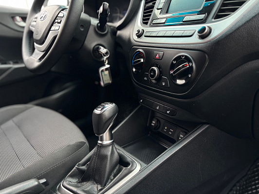 Hyundai Solaris Comfort, 2017 года, пробег 144676 км