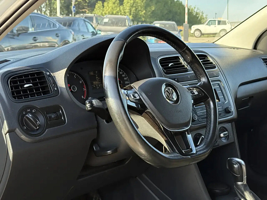 Volkswagen Polo Comfortline, 2020 года, пробег 138400 км