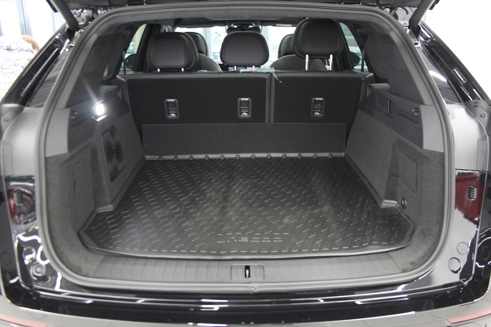 Jaecoo J8 Комфорт, черный