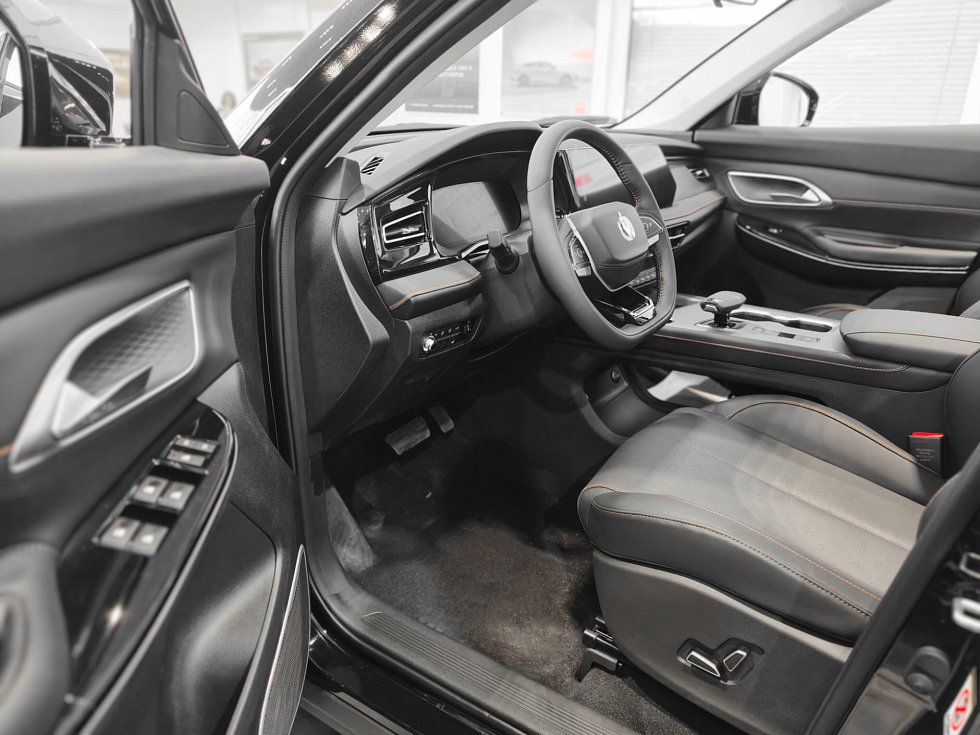 Changan CS75 Pro Техно 5 мест, черный