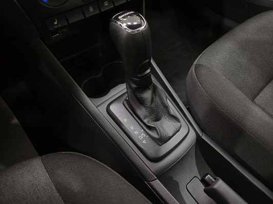 Skoda Rapid Hockey Edition Ambition, 2018 года, пробег 105178 км