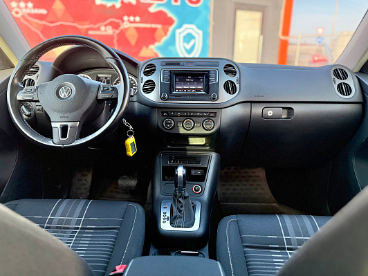 Volkswagen Tiguan, 2016 года, пробег 117000 км