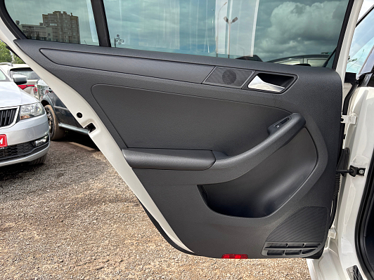 Volkswagen Jetta Conceptline, 2013 года, пробег 208375 км