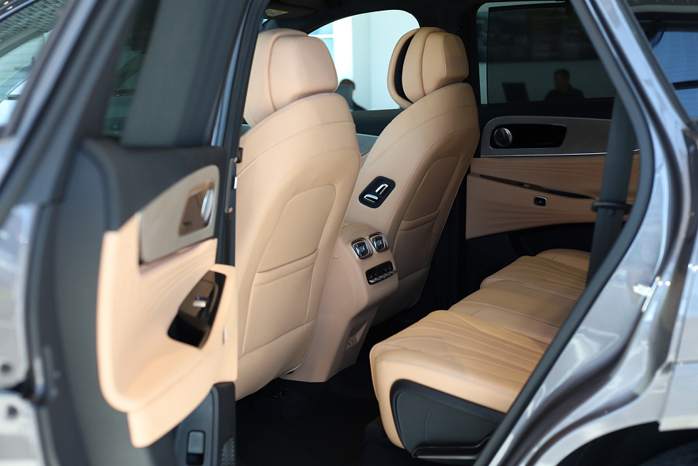 Jaecoo J8 Комфорт, серебряный