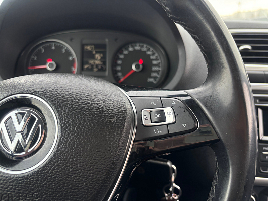Volkswagen Polo Highline, 2017 года, пробег 140771 км