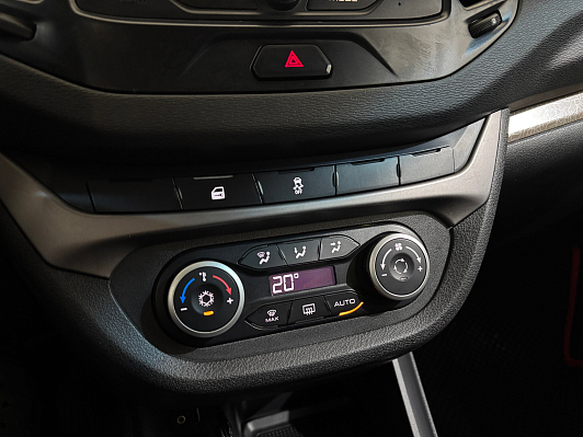 Lada (ВАЗ) Vesta Luxe, 2016 года, пробег 97798 км