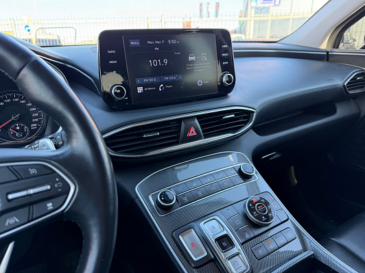 Hyundai Santa Fe SE 6 Мест, 2020 года, пробег 66800 км