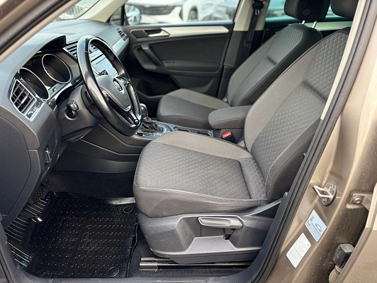 Volkswagen Tiguan, 2018 года, пробег 124000 км