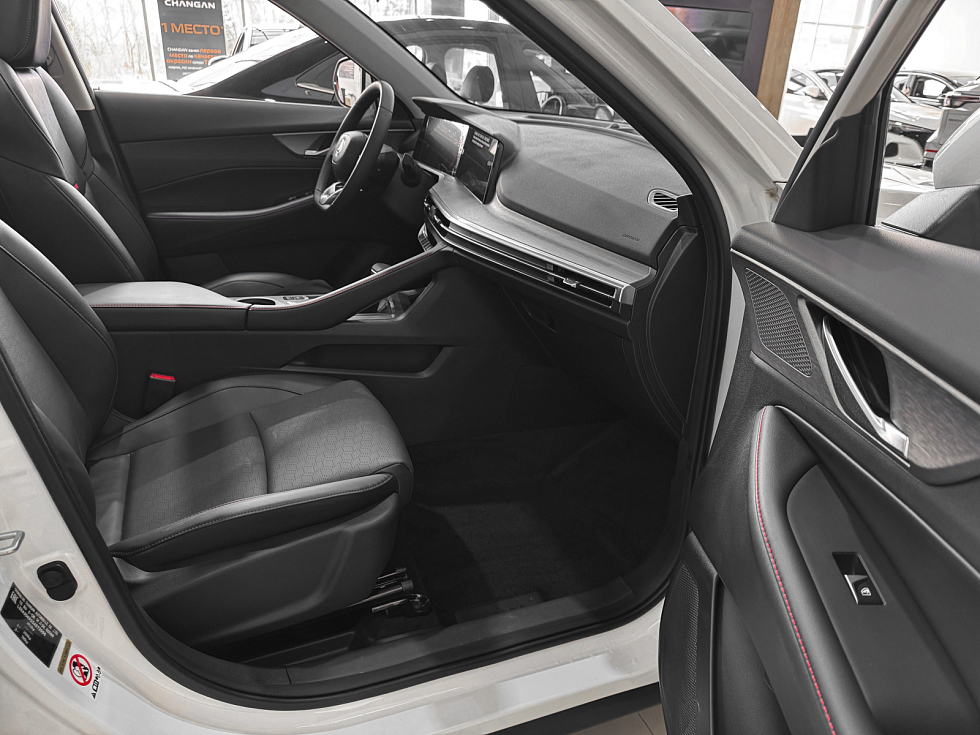 Changan CS35 Plus Техно, белый