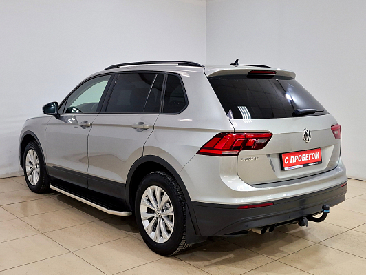 Volkswagen Tiguan Comfortline, 2019 года, пробег 133220 км