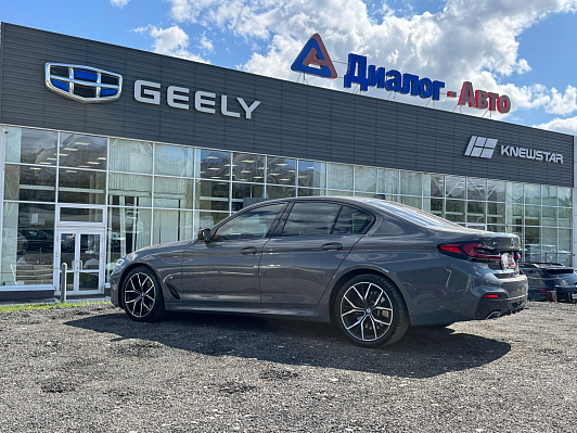BMW 5 серии 530d xDrive M Sport Plus Edition 21, 2020 года, пробег 107654 км