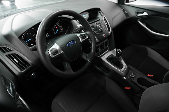 Ford Focus Trend, 2012 года, пробег 90790 км