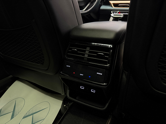 Geely Monjaro Flagship (2023-2025), 2022 года, пробег 72100 км