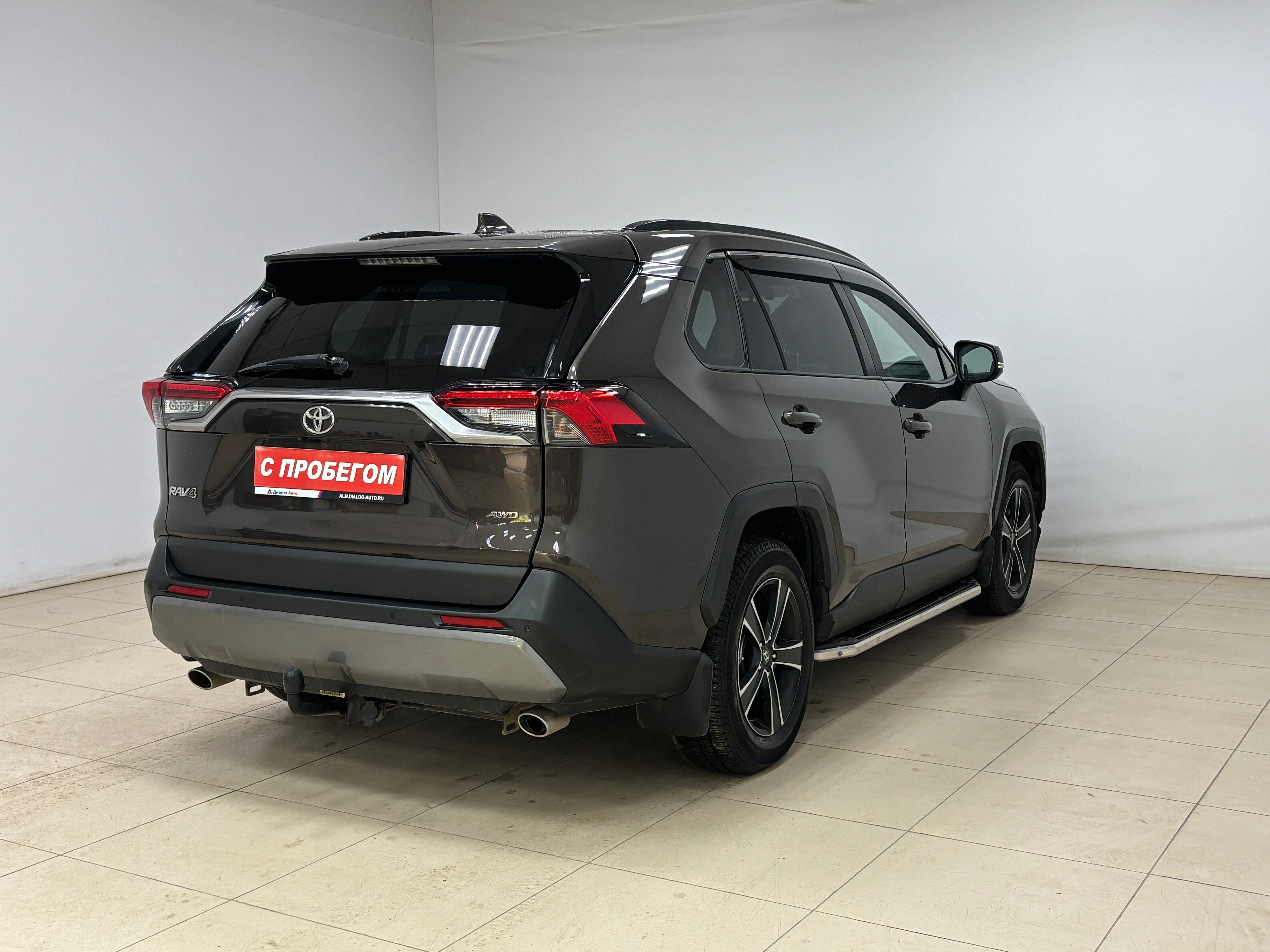 Toyota RAV4 Комфорт, 2020 года, пробег 105140 км