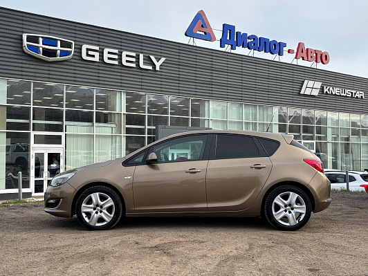 Opel Astra Cosmo, 2012 года, пробег 118801 км