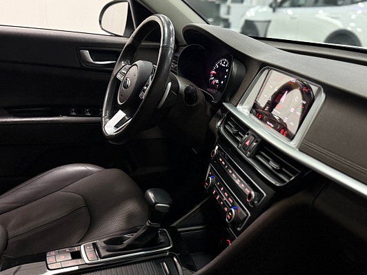 Kia Optima Luxe, 2018 года, пробег 144440 км