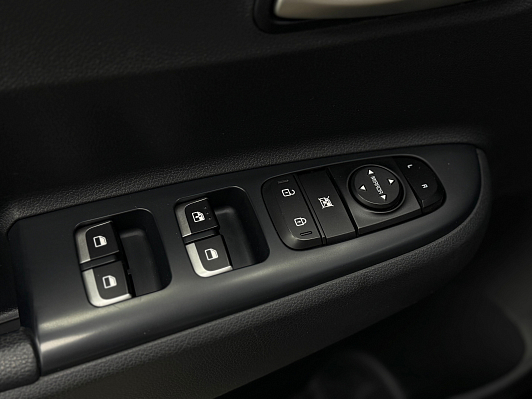 Kia Rio Luxe, 2021 года, пробег 102800 км