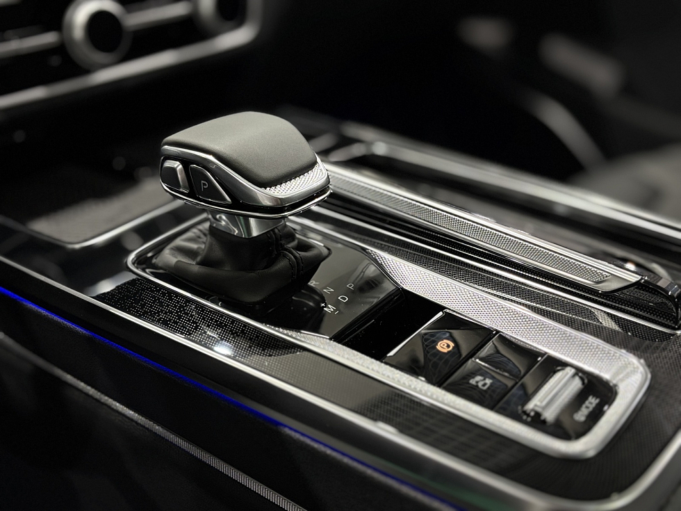 Hongqi HS3 Комфорт (Comfort), белый