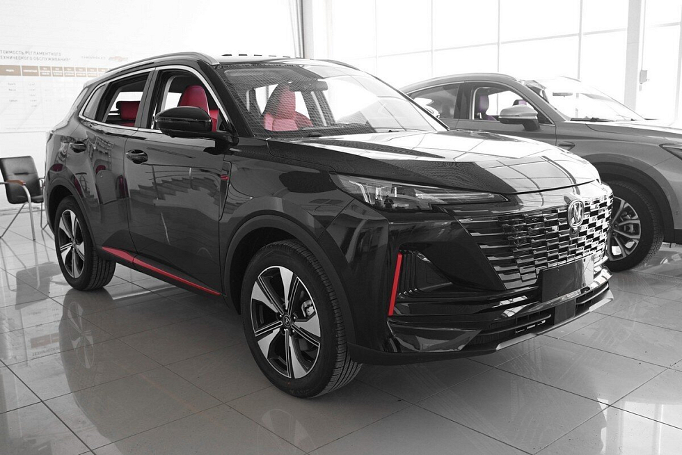 Changan CS55 Plus Luxe, черный
