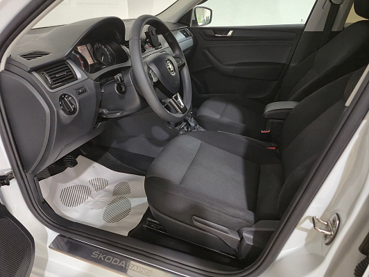 Skoda Rapid Active, 2018 года, пробег 146975 км