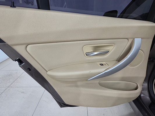 BMW 3 серии 316i SE, 2013 года, пробег 263892 км