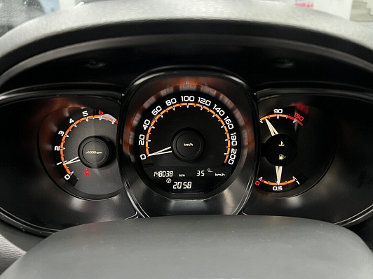 Lada (ВАЗ) Vesta Comfort, 2019 года, пробег 150000 км