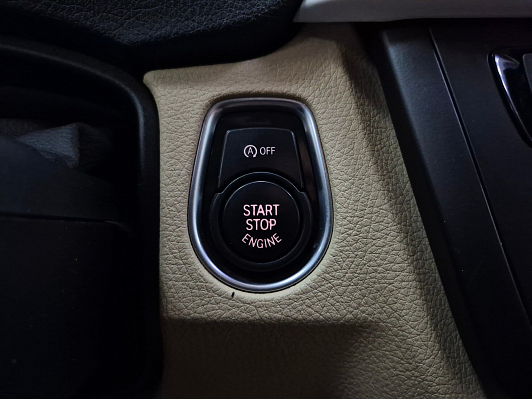 BMW 3 серии 316i SE, 2013 года, пробег 263892 км