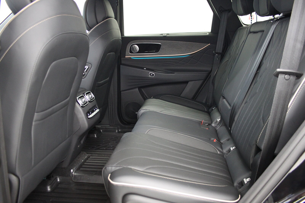 Jaecoo J8 Комфорт, черный