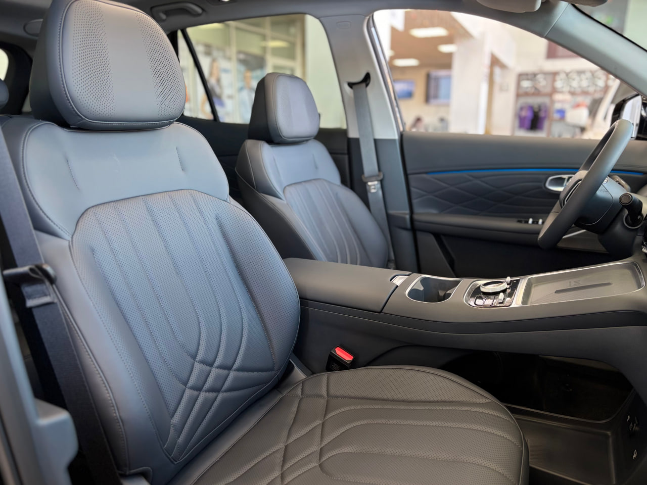 Geely EX5 EM-i Макс, черный