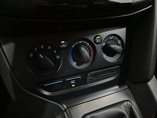 Ford Focus Ambiente, 2012 года, пробег 172702 км
