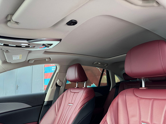 Hongqi H5 Делюкс Плюс (Deluxe+), 2023 года, пробег 62900 км