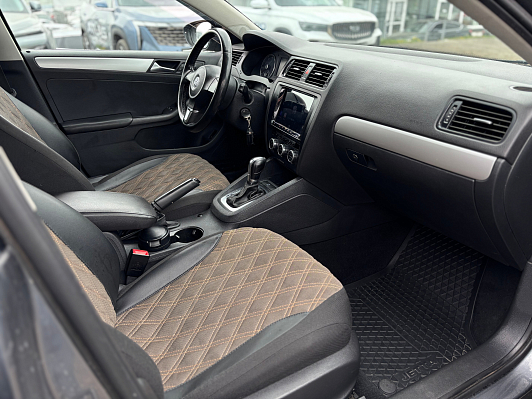 Volkswagen Jetta Comfortline, 2012 года, пробег 235510 км
