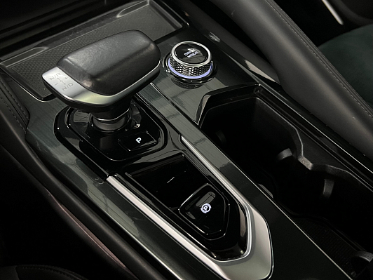Geely Monjaro Flagship (2023-2025), 2023 года, пробег 68000 км