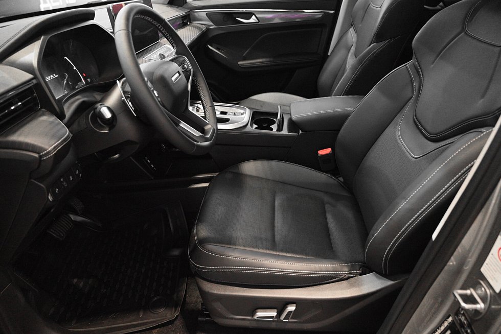 Haval Jolion Оптимум, серый