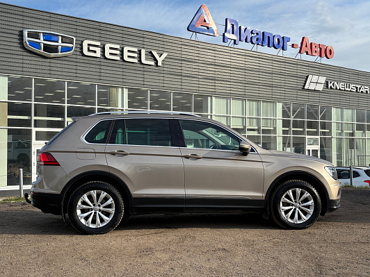 Volkswagen Tiguan, 2018 года, пробег 124000 км