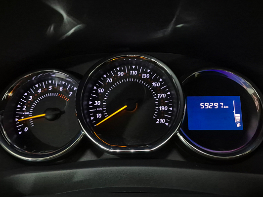 Renault Sandero Confort, 2017 года, пробег 59233 км
