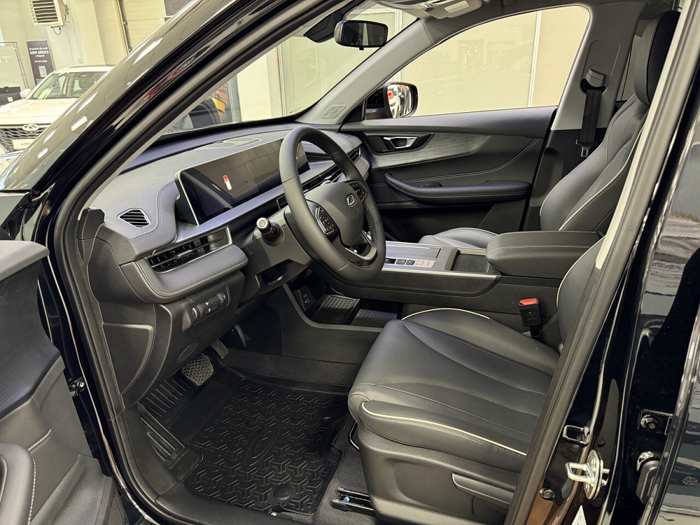 Chery Tiggo 4 MT Line, черный