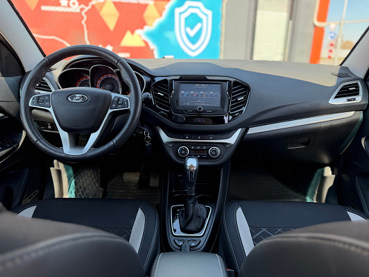 Lada (ВАЗ) Vesta Luxe, 2020 года, пробег 34500 км