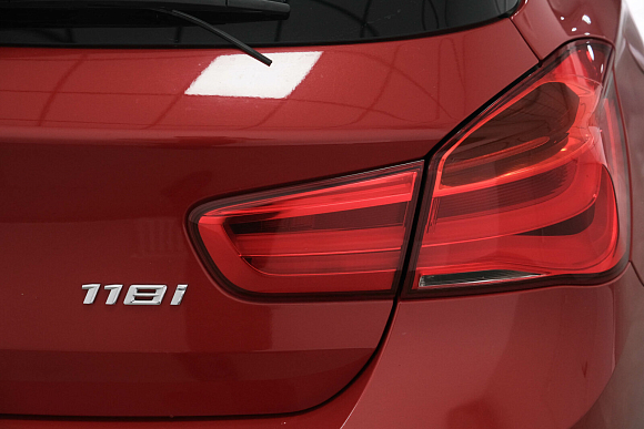 BMW 1 серии 118i Sport Line, 2016 года, пробег 86824 км