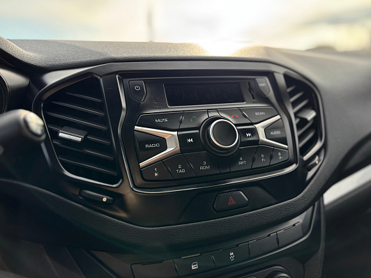 Lada (ВАЗ) Vesta Comfort, 2020 года, пробег 83218 км