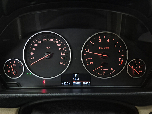 BMW 3 серии 316i SE, 2013 года, пробег 263892 км