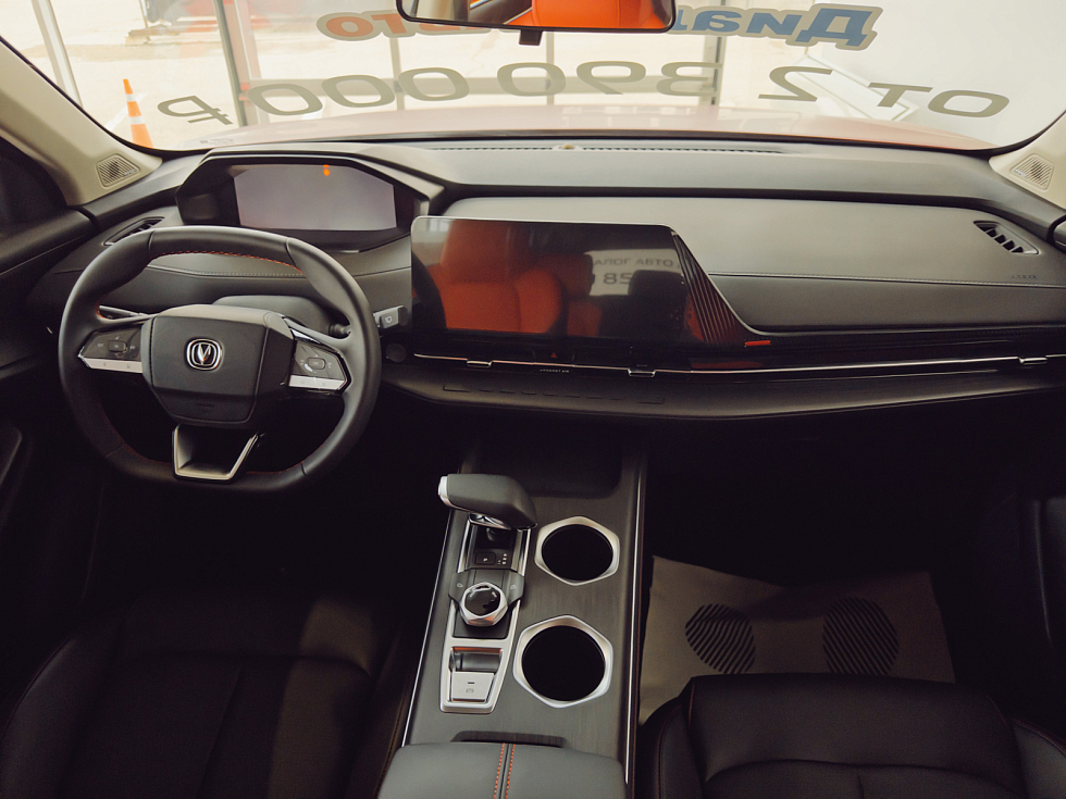 Changan UNI-S (CS55 Plus) Техно, красный