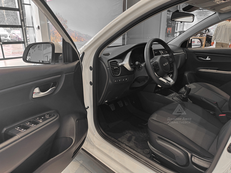 Solaris KRX Люкс АВ (Luxe AV), белый