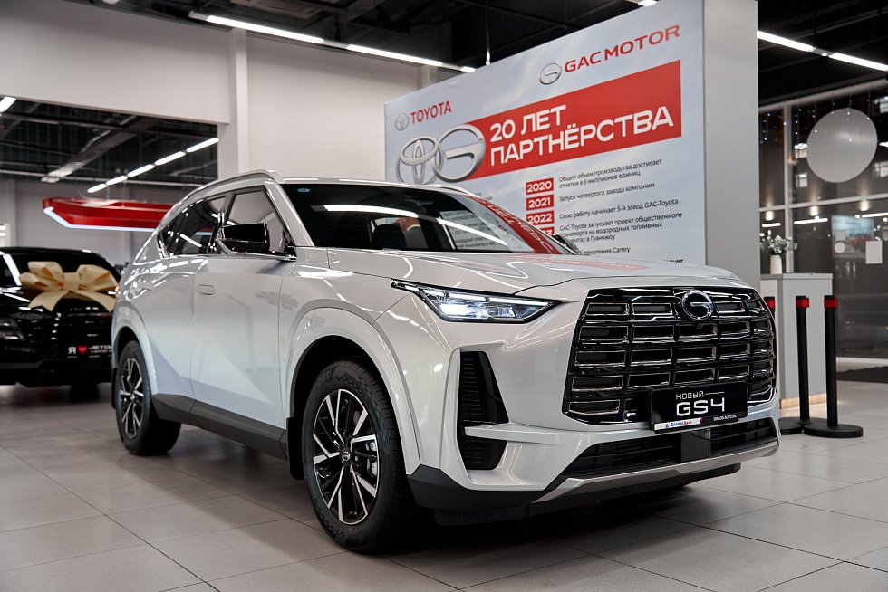 GAC GS4 GL, серебряный