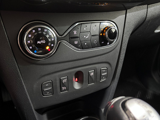 Renault Sandero Stepway Drive, 2018 года, пробег 120737 км