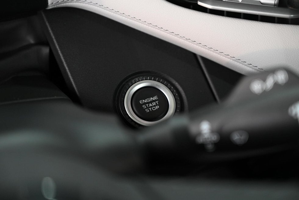 Geely Atlas Люкс, голубой