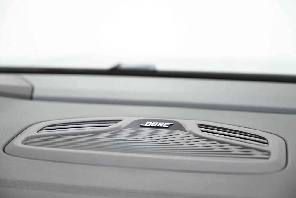 Geely Monjaro Flagship (2023-2025), синий