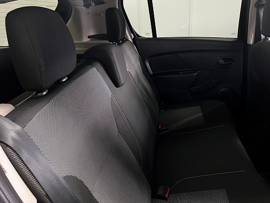 Renault Sandero Stepway Life, 2018 года, пробег 104000 км