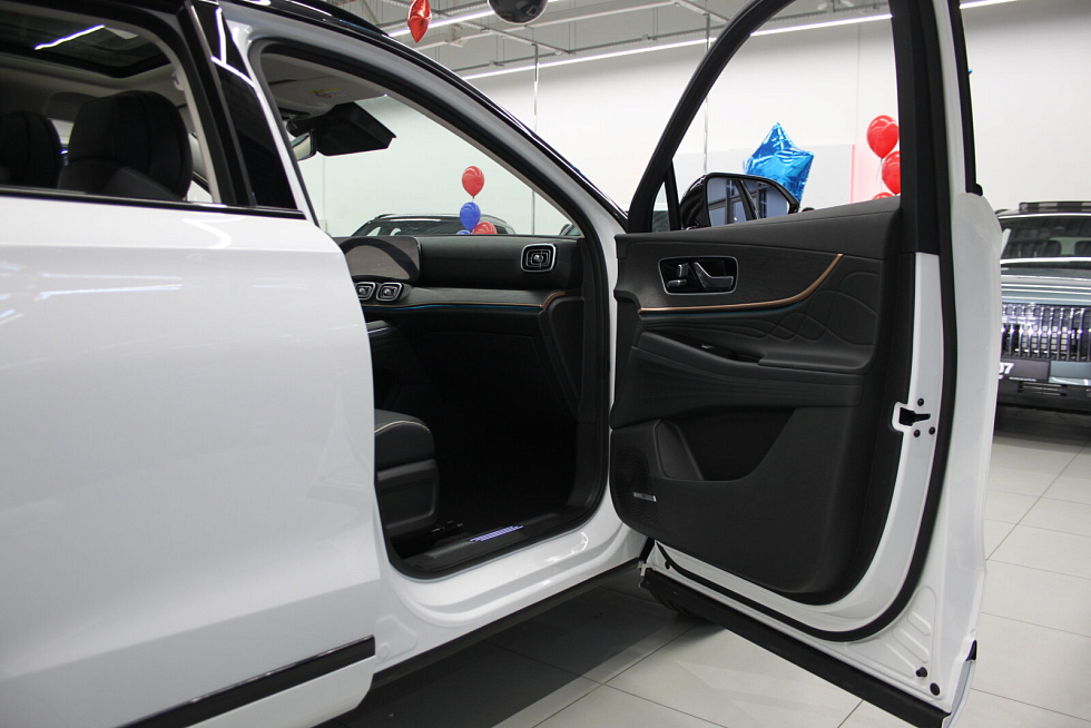 Jaecoo J8 Комфорт, белый